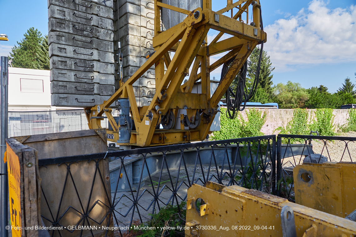 08.08.2022 - Baustelle an der Niederalmstraße 16 und Hugo-Lang-Bogen 13 in Neuperlach-Trudering